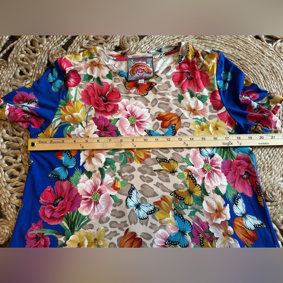 Johnny Was Mayflower Relaxed Favorite Short Sleeve Swing Tee (Size S) - Picture 8 of 8